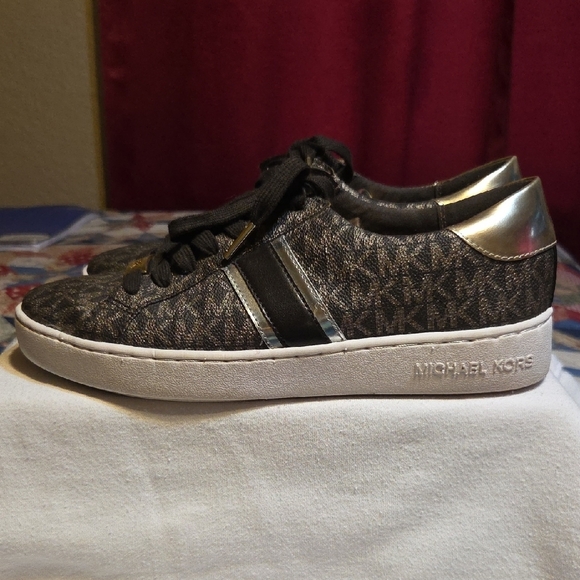 Michael Kors Women's Monogram Black Sneakers - Picture 2 of 8